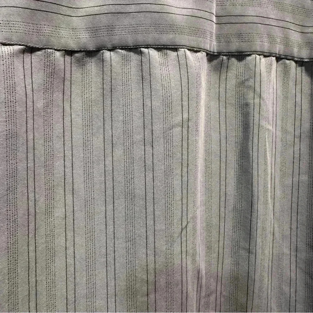 Alfani Men’s XL Gray Button-Up Shirt Long Sleeve Lightweight Striped Casual Wear - Picture 6 of 6